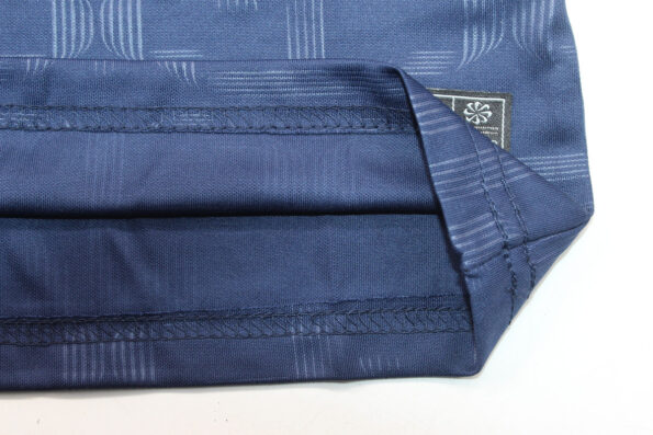 9f0503b3
